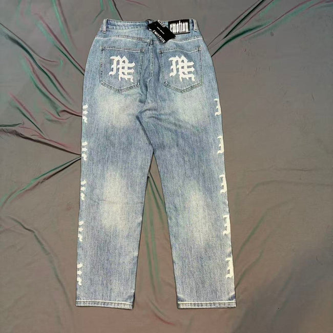 MIXED EMOTION Side Letter Straight-Leg Jeans Main Image
